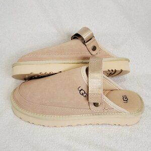 NWOB- UGG UNISEX "Goldencoast Clog II" Adjustable Slip on- Suede/Sand- Sz: 8M/6W
